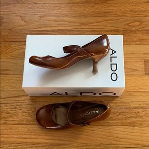 Brown Patent Leather Aldo Mary Jane Kitten Heels